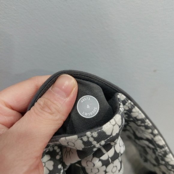 Lululemon Compass Pant Twiggy Printed Nimbus / Soot Light - Picture 6 of 6